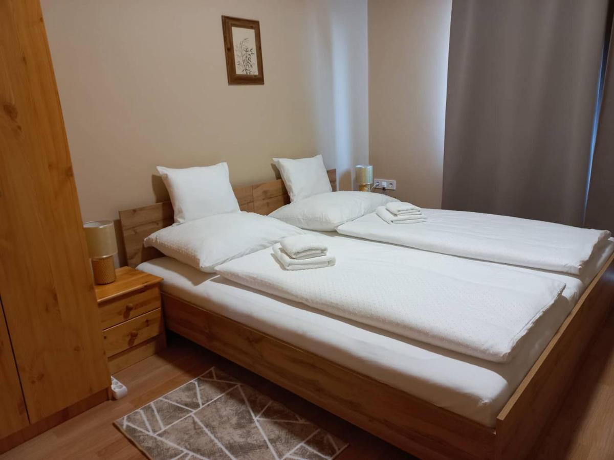 Family Panzio Zalakaros Bed & Breakfast エクステリア 写真